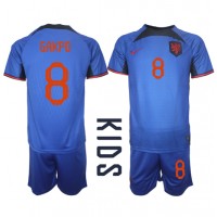 Camiseta Países Bajos Cody Gakpo #8 Segunda Equipación Replica Mundial 2022 para niños mangas cortas (+ Pantalones cortos)